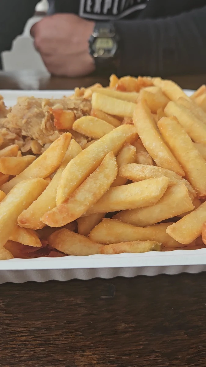 Food & drink, Red Rocks Charcoal Chicken & Kebab, Point Cook