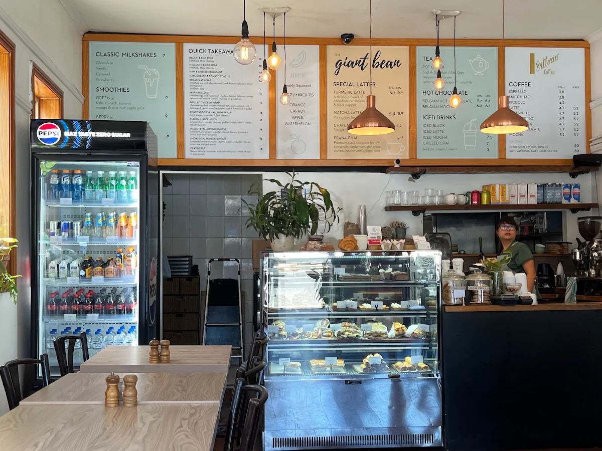 Vibe, The Giant Bean Cafe