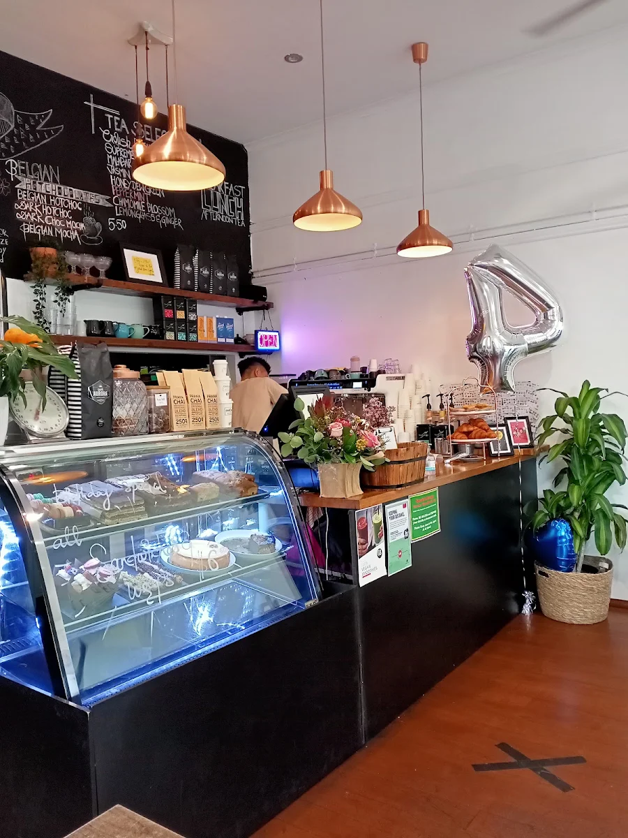 Vibe, The Giant Bean Cafe