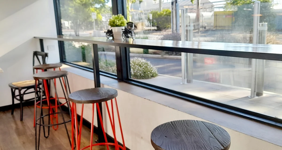 Vibe, Richmond Village Pizzeria