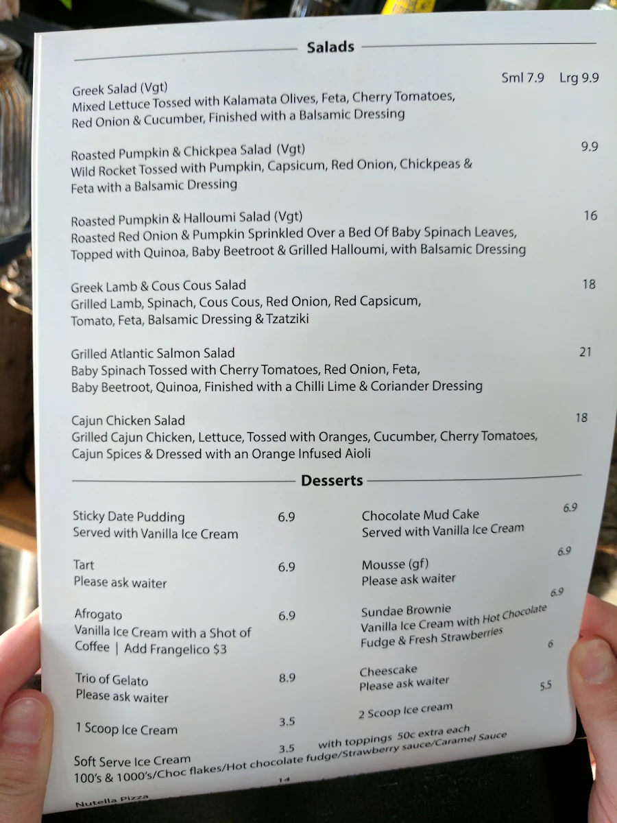 Menu, Max's Woodfired Pizza & Burgers