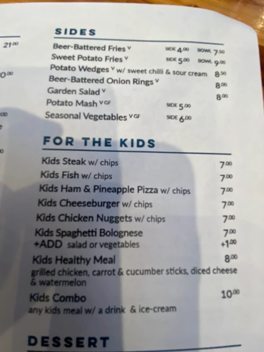 Menu, Logan Village Hotel