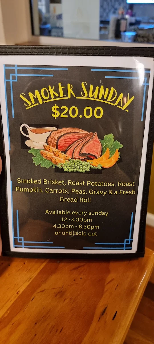 Menu, Logan Village Hotel