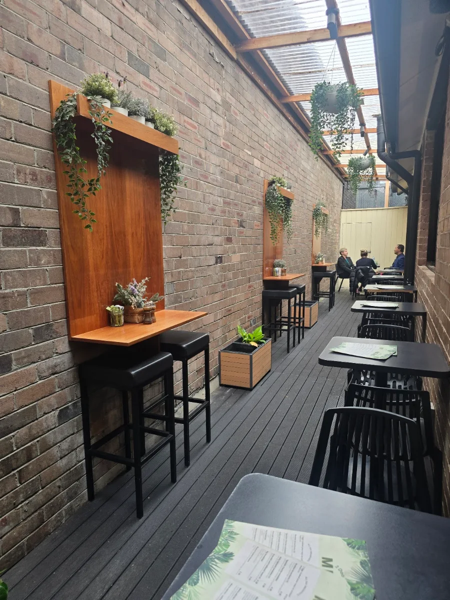 Vibe, 2 Doors Down Gladesville