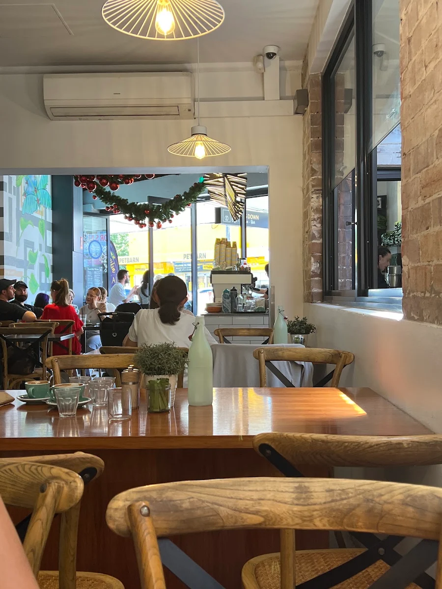 Vibe, 2 Doors Down Gladesville