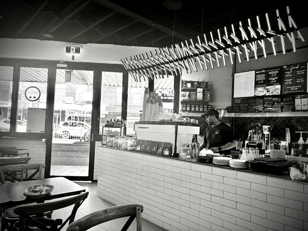 Vibe, 2 Doors Down Gladesville