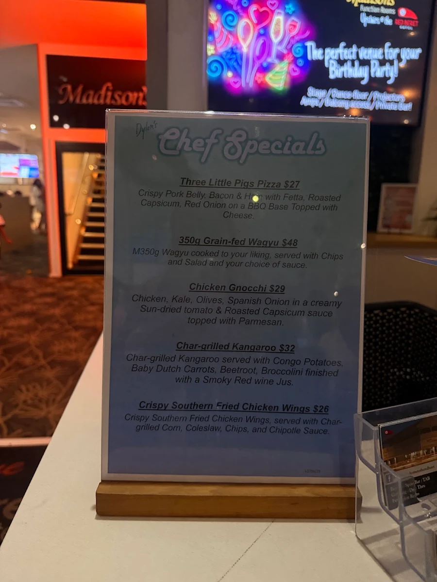Menu, Red Beret Hotel
