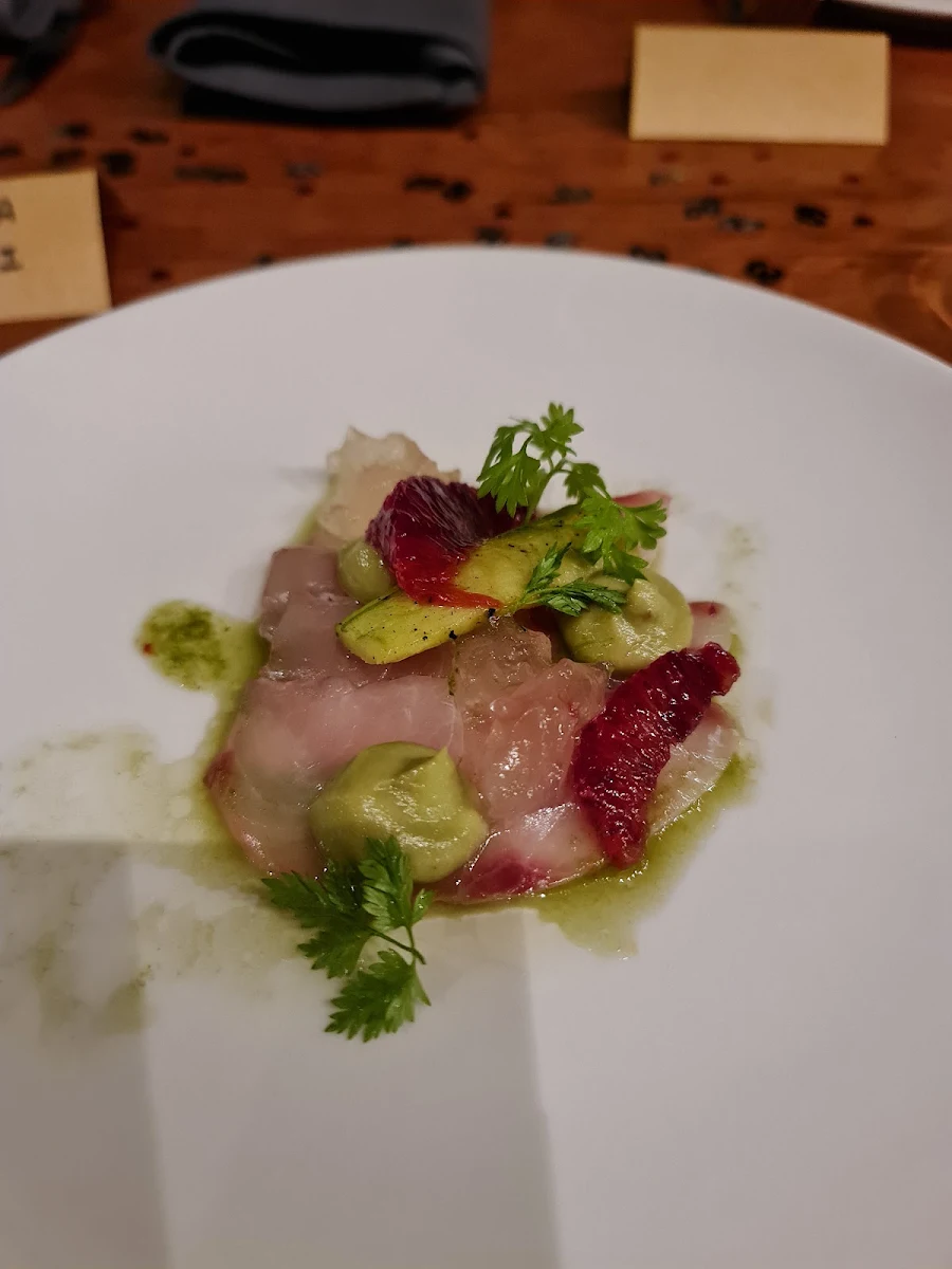 Food & drink, De'Vine Escape