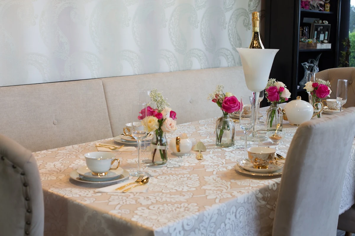 Vibe, Aimee Provence High Tea Parlour