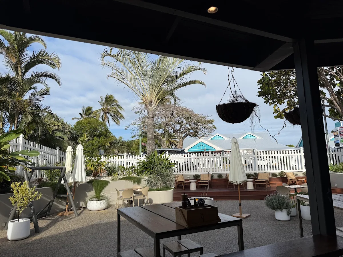 Vibe, The Windmill Bargara
