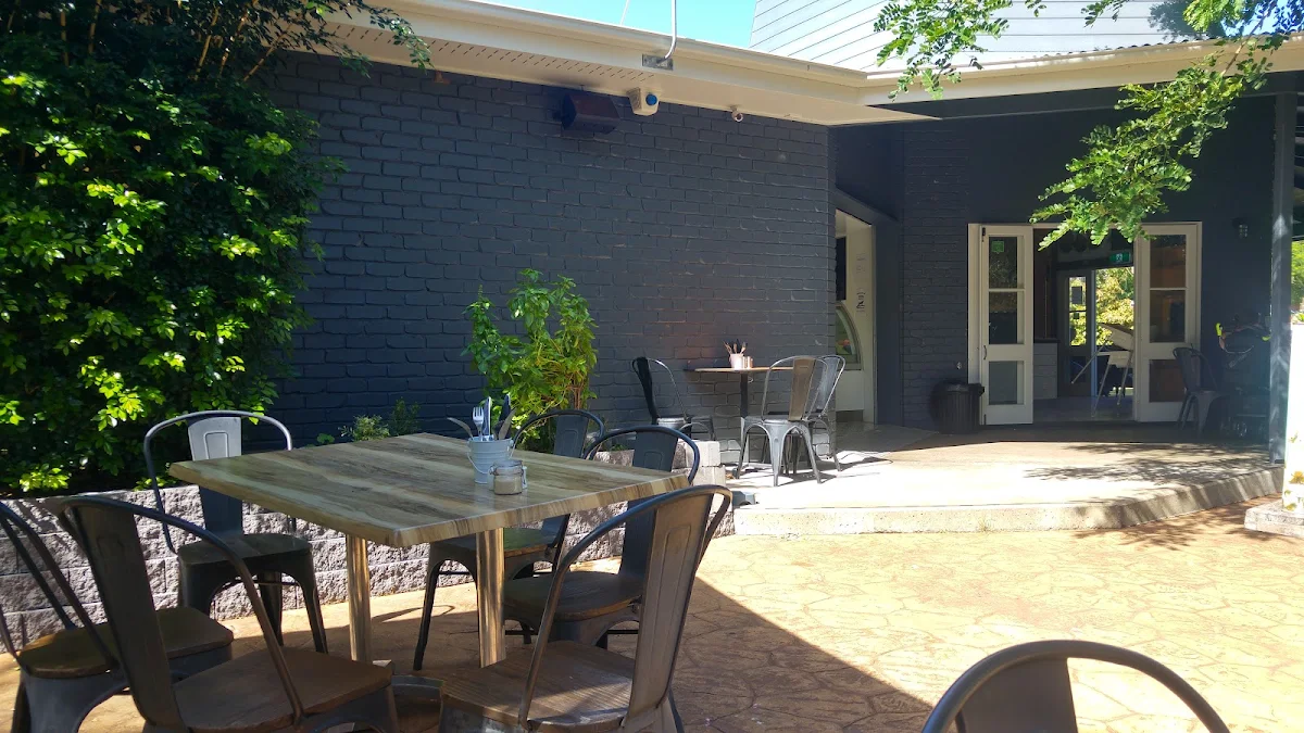 Vibe, The Windmill Bargara