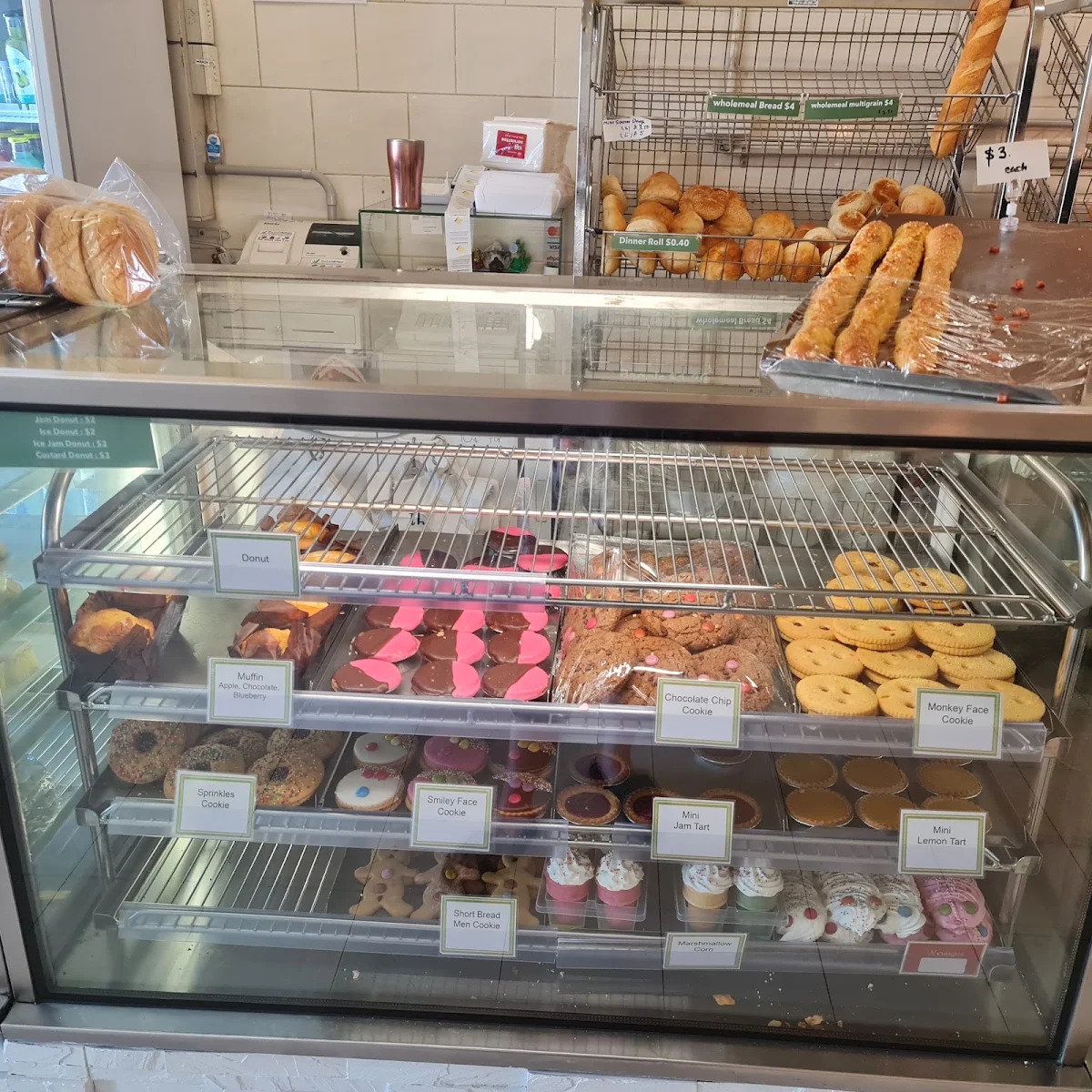 Vibe, Longbeach Bakery