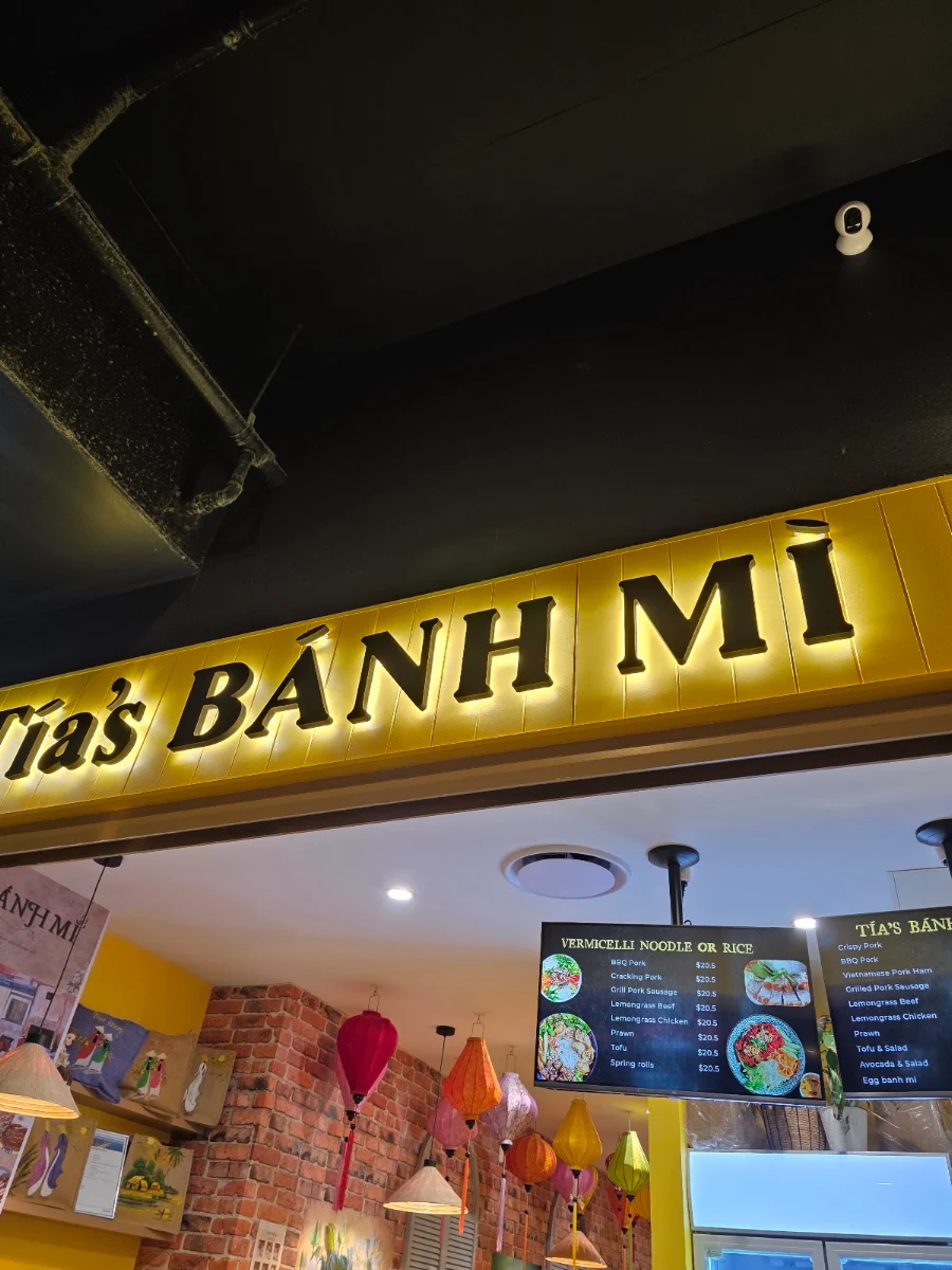 Menu, Tia's Banh Mi