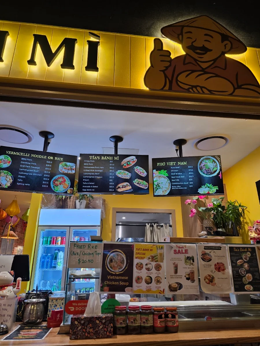 Menu, Tia's Banh Mi