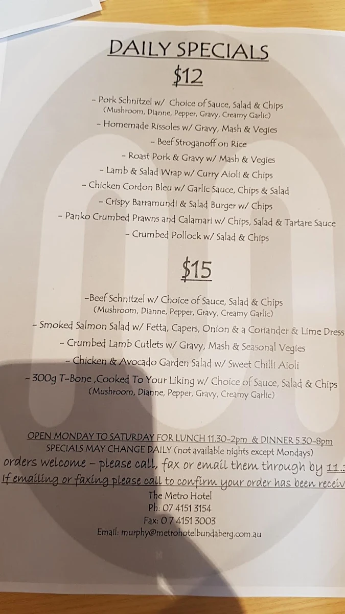 Menu, Metro Hotel