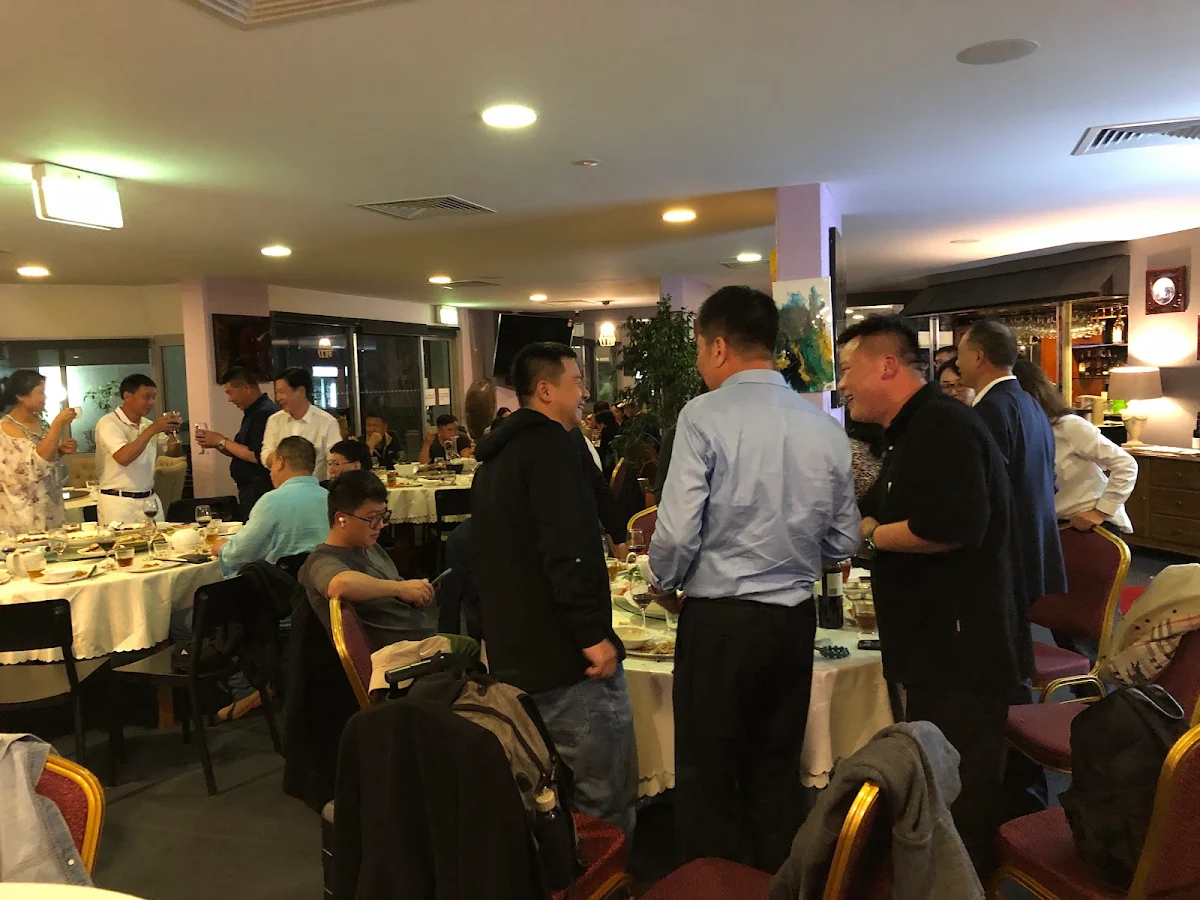 Vibe, 丰泽门 Charlie Men’s Kitchen