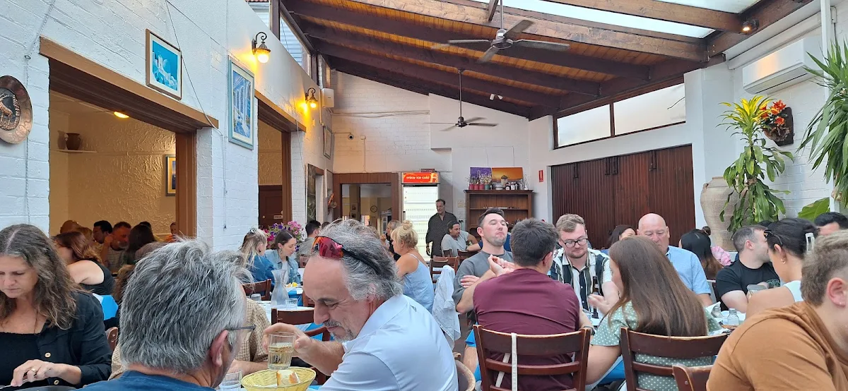 Vibe, Jim's Greek Tavern