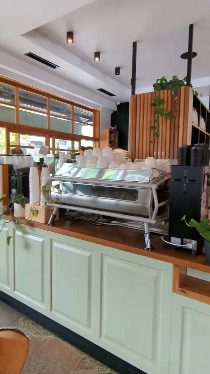 Vibe, The Cupping Room