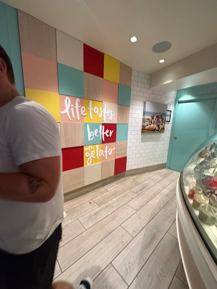 Vibe, Gelatissimo Brisbane CBD