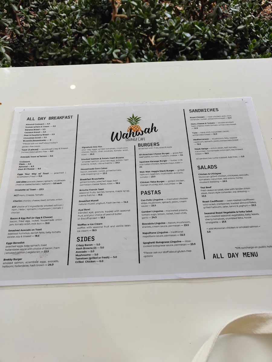 Menu, Wah Wah Lounge