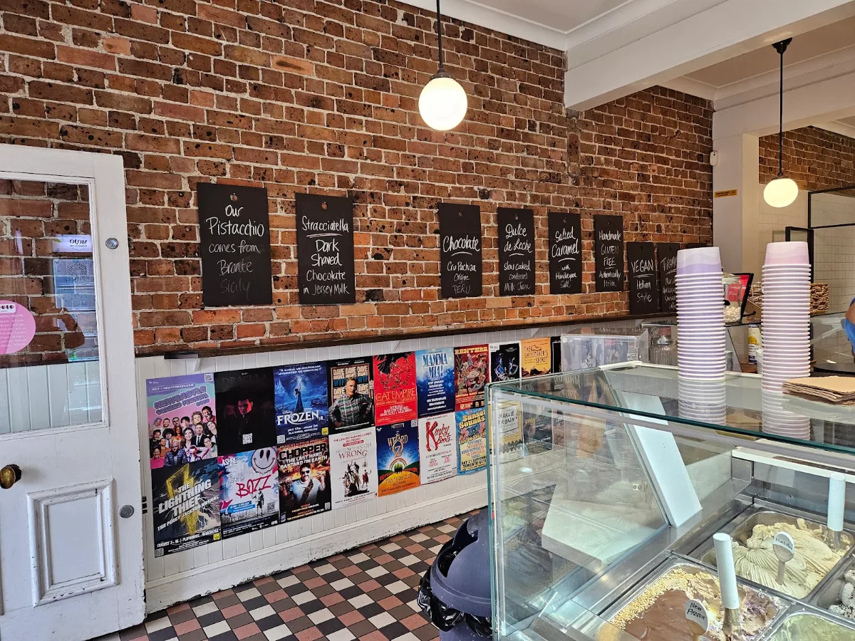 Vibe, Popolo Gelateria