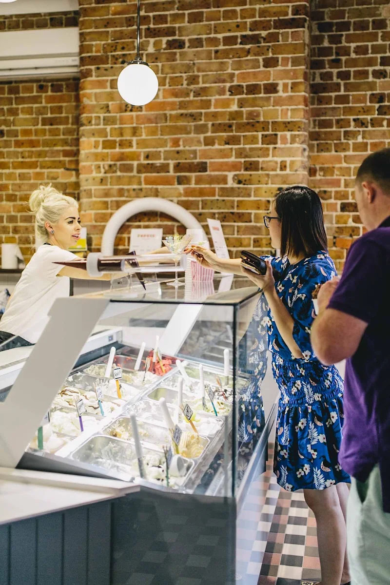 Vibe, Popolo Gelateria