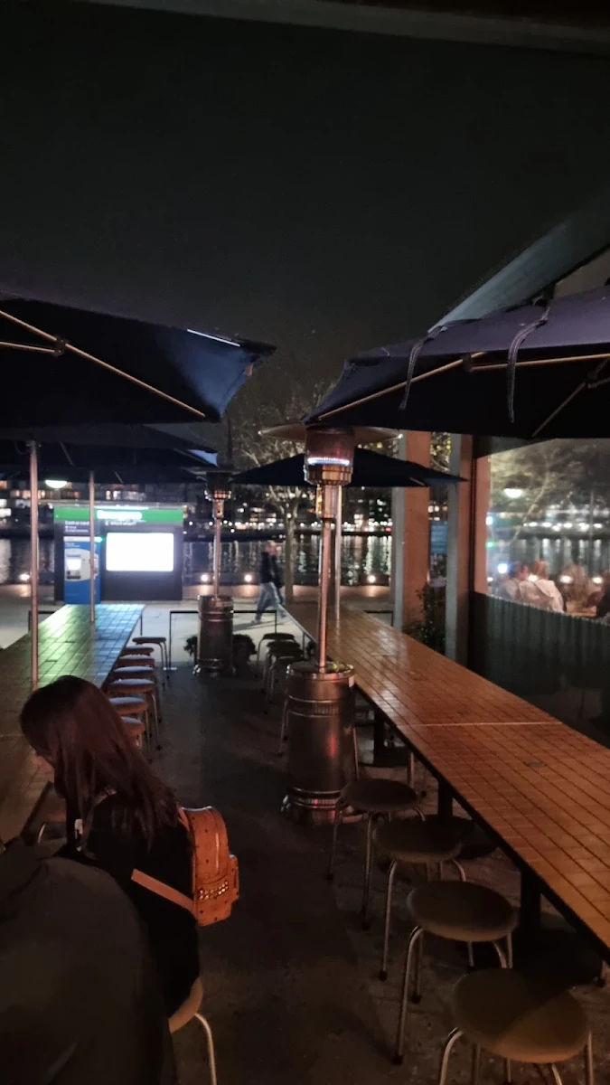 Vibe, Belles Hot Chicken Barangaroo