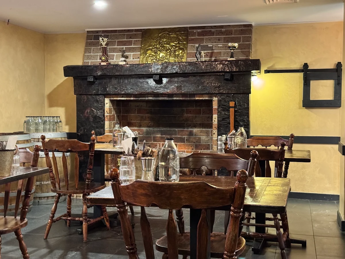 Vibe, Fox and Hounds