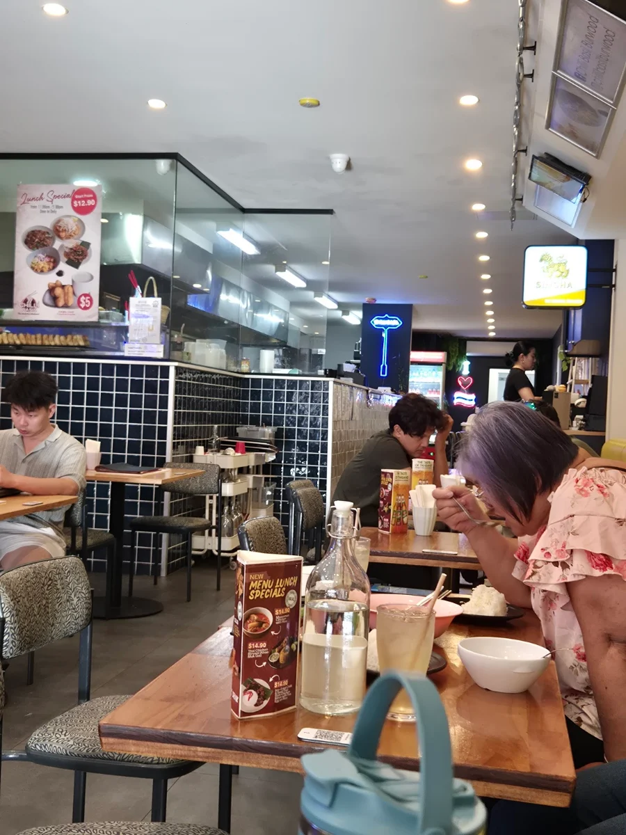 Vibe, Chilli Basil Thai Noodle Bar & Restaurant