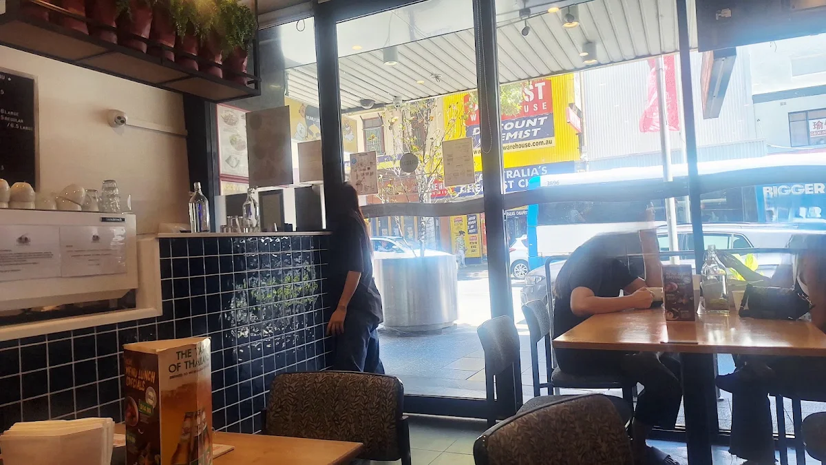 Vibe, Chilli Basil Thai Noodle Bar & Restaurant