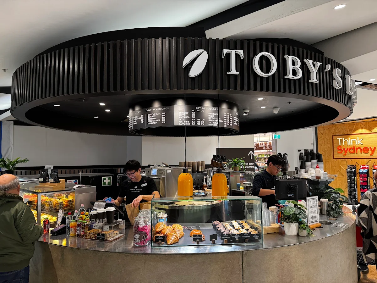 Vibe, Toby's Estate
