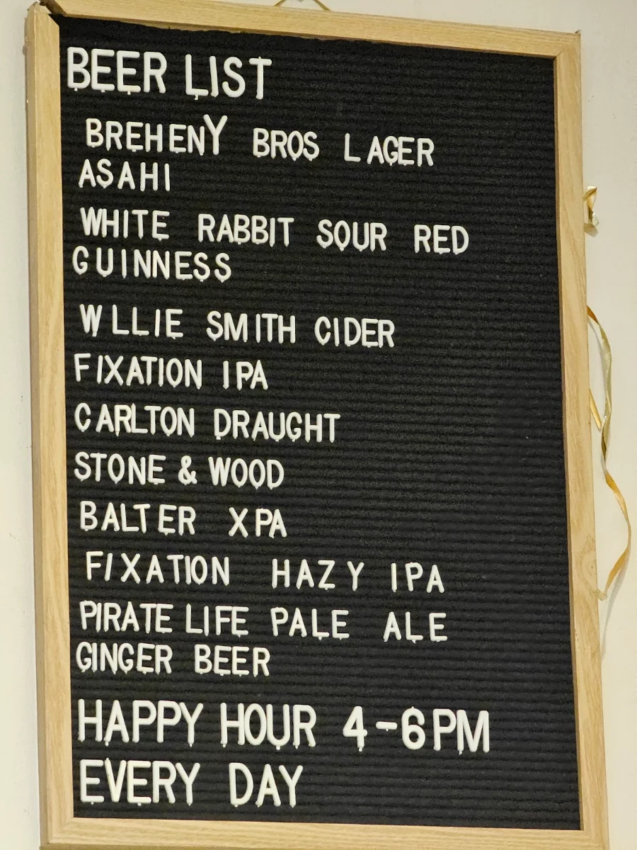 Menu, Three Crowns Hotel
