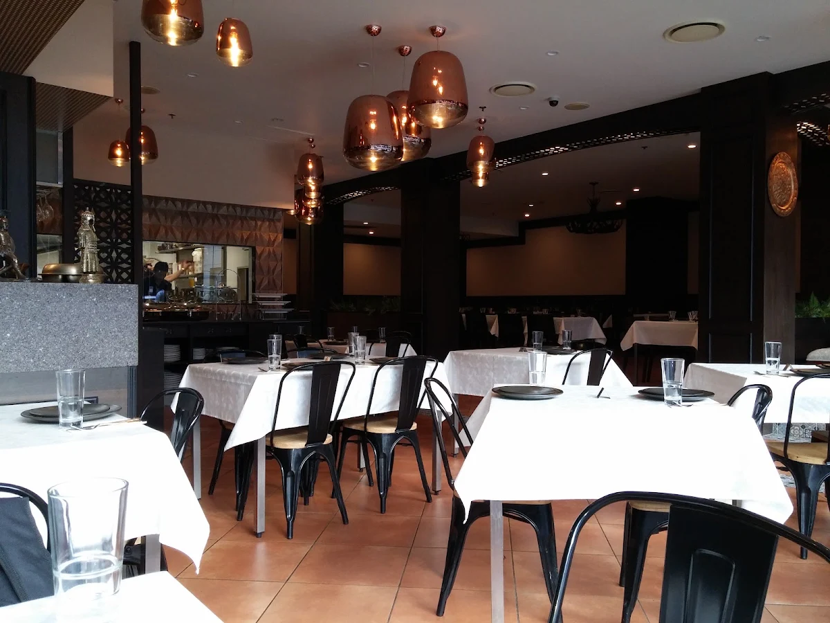 Vibe, Lal Qila Darling Harbour