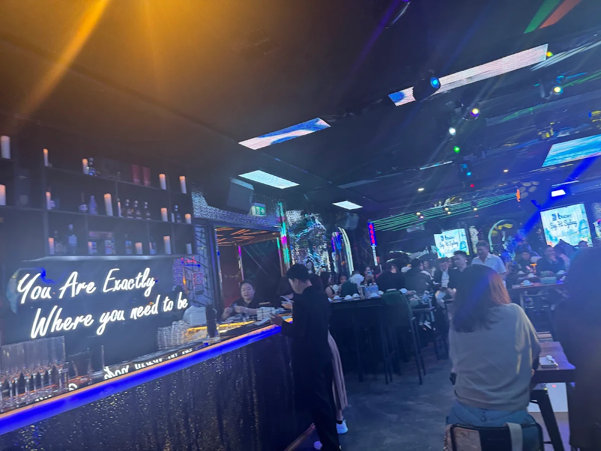 Vibe, Viet Pho Restaurant and KTV