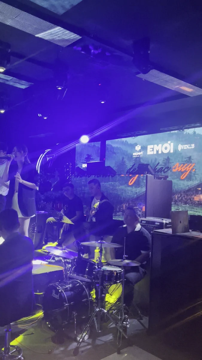 Vibe, Viet Pho Restaurant and KTV