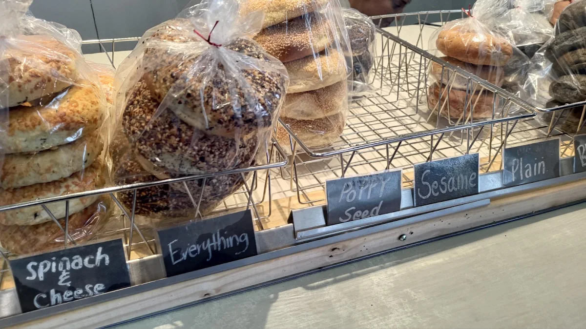 Vibe, O Bagel Southport