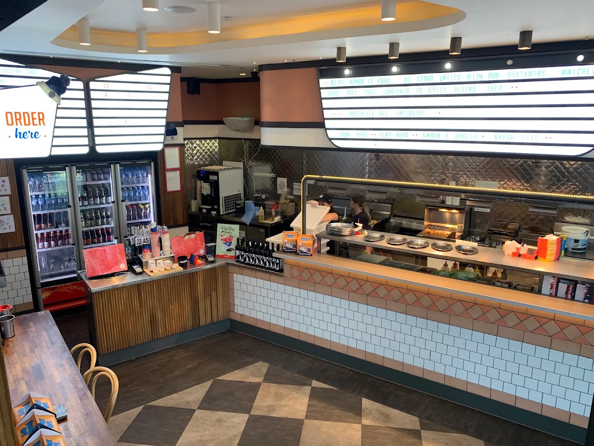 Vibe, Huxtaburger Collingwood