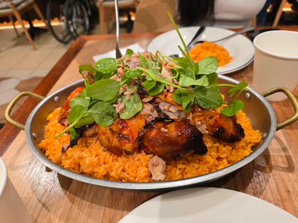Food & drink, Sir Manong Chatswood Chase