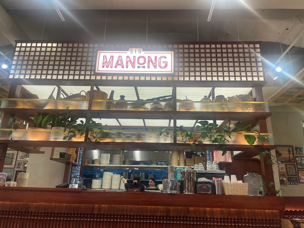 Vibe, Sir Manong Chatswood Chase