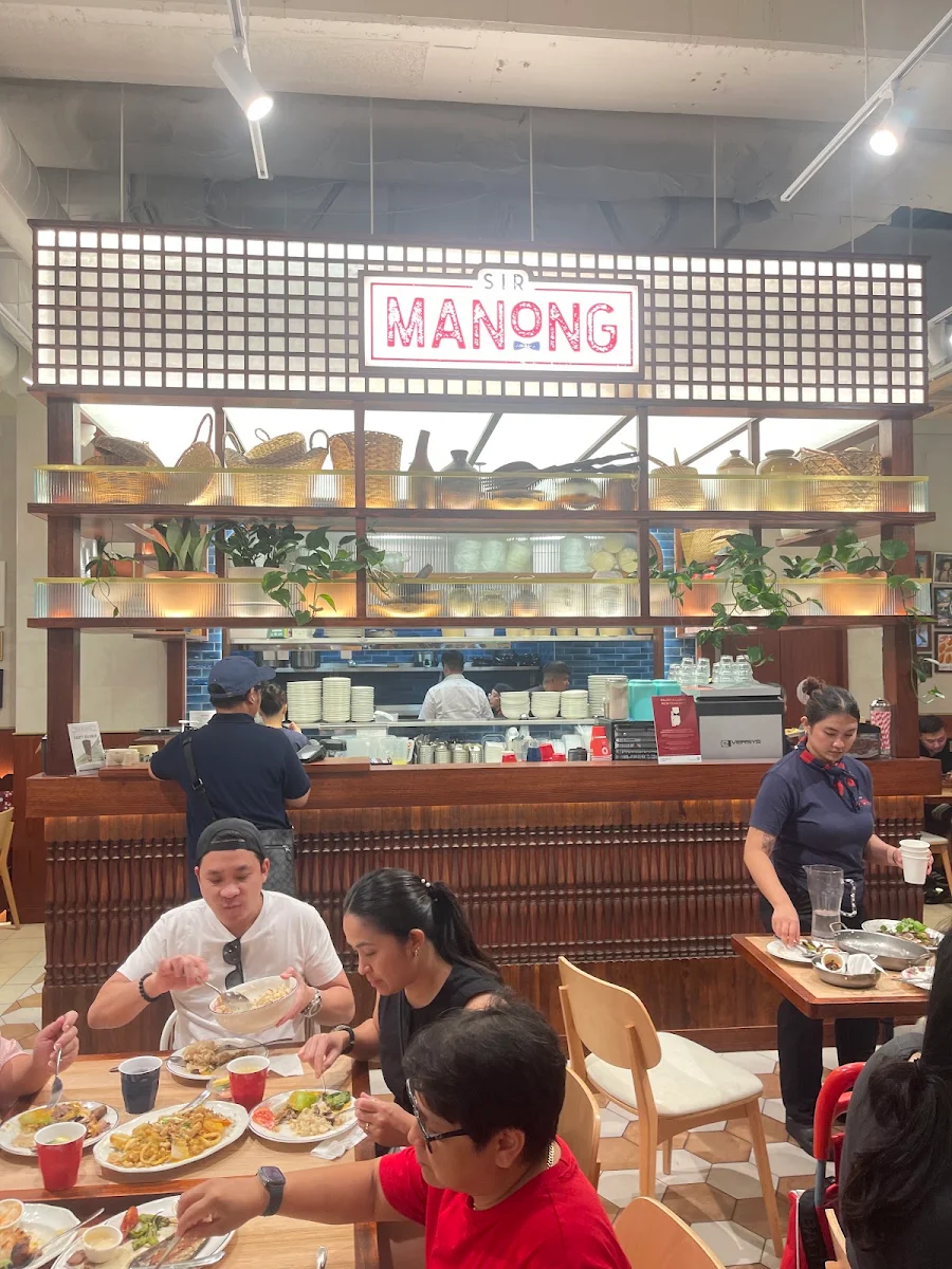 Vibe, Sir Manong Chatswood Chase