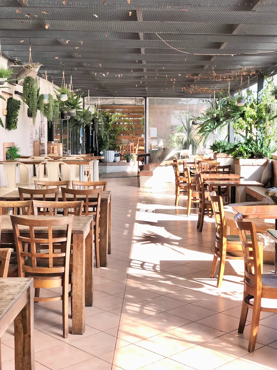 Vibe, Garden Terrace Cafe