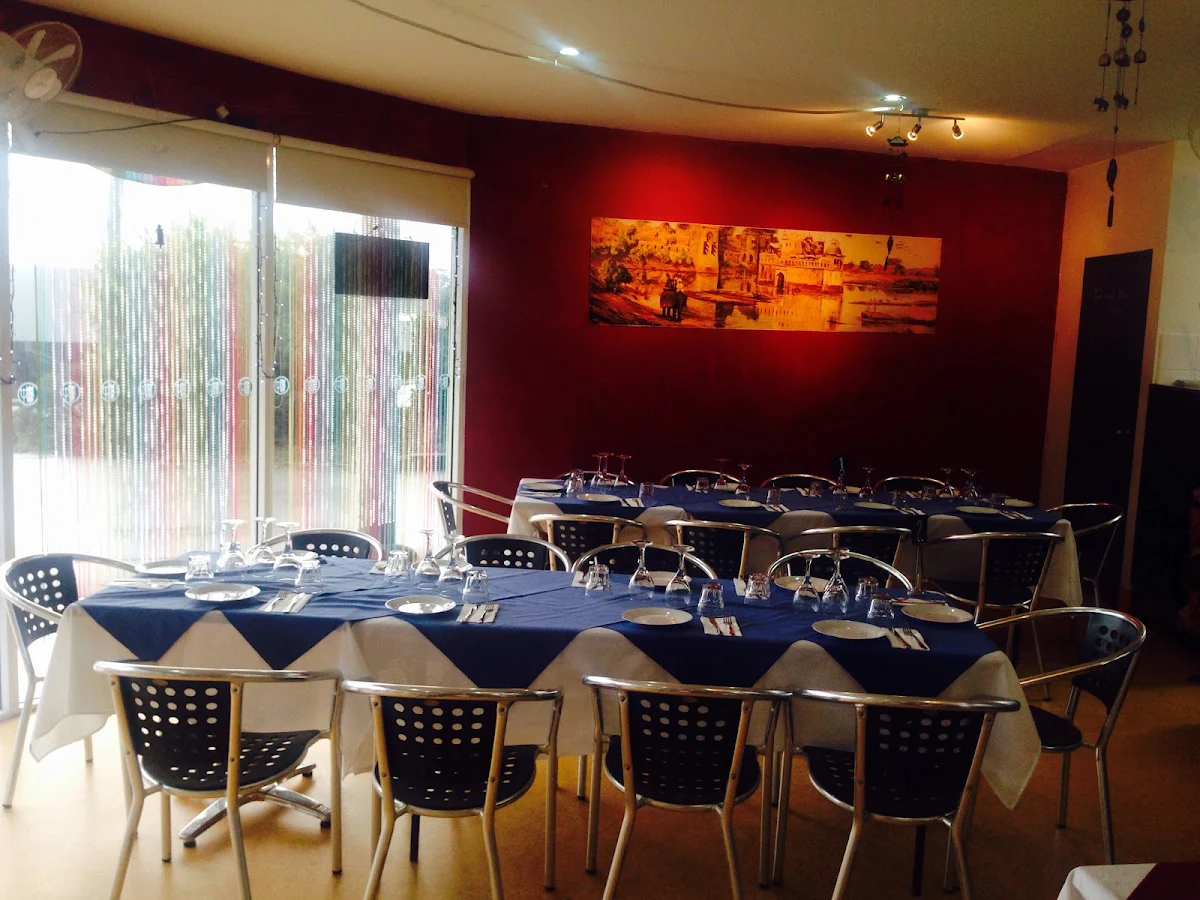 Vibe, New River Edge Indian Cuisine