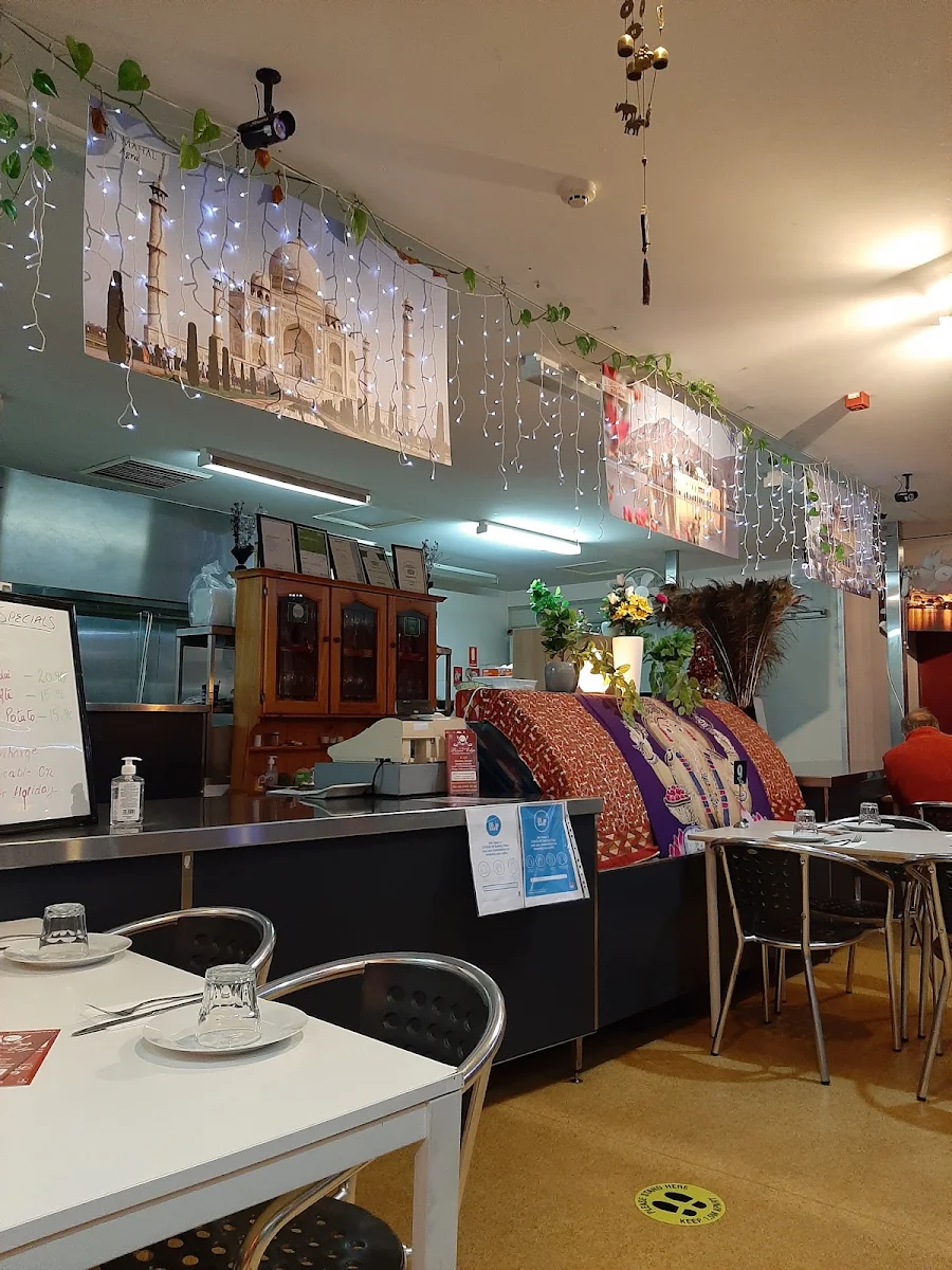 Vibe, New River Edge Indian Cuisine