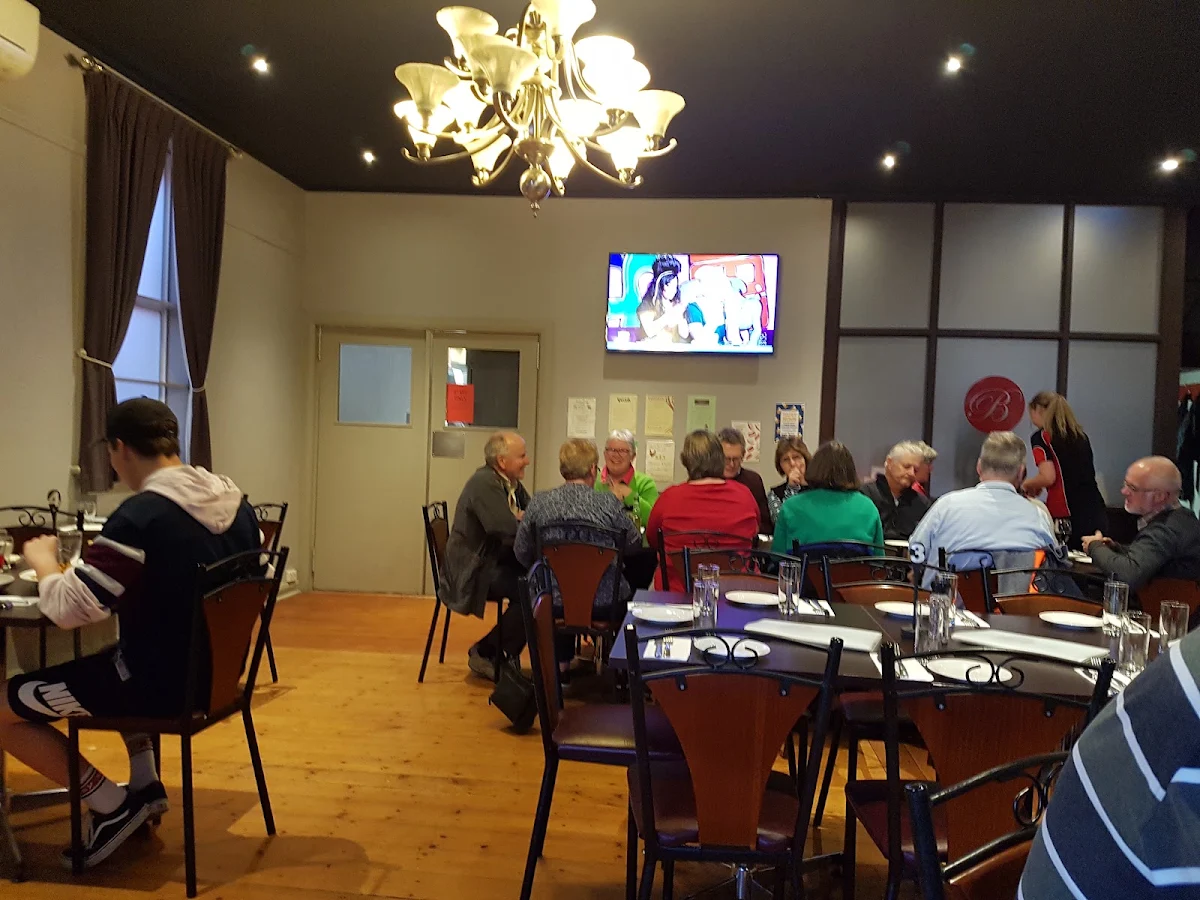 Vibe, Railway Hotel Bunyip