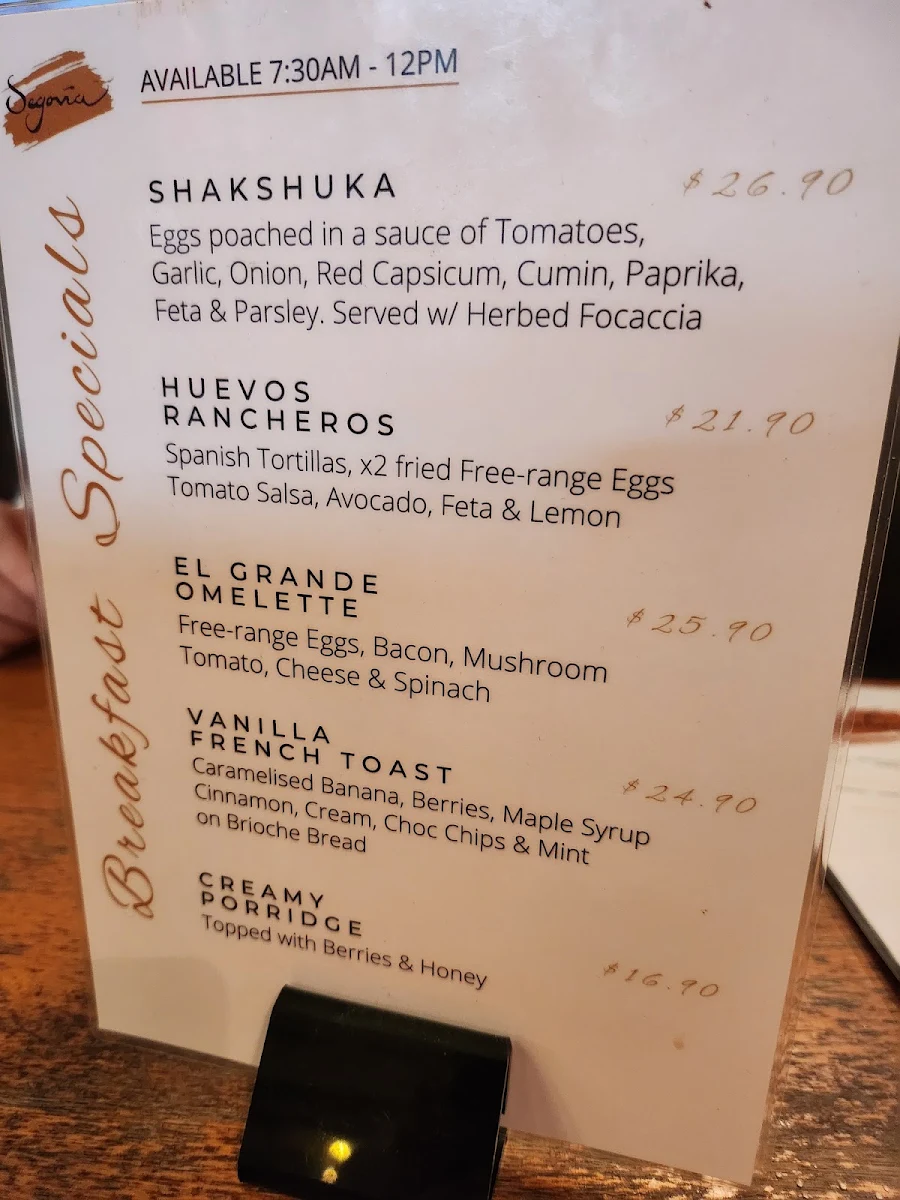 Menu, Cafe Segovia
