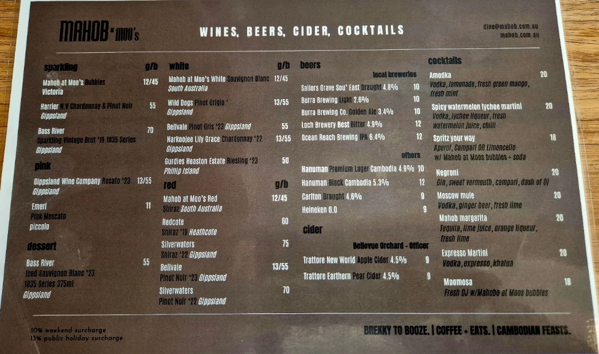 Menu, Mahob at Moo's