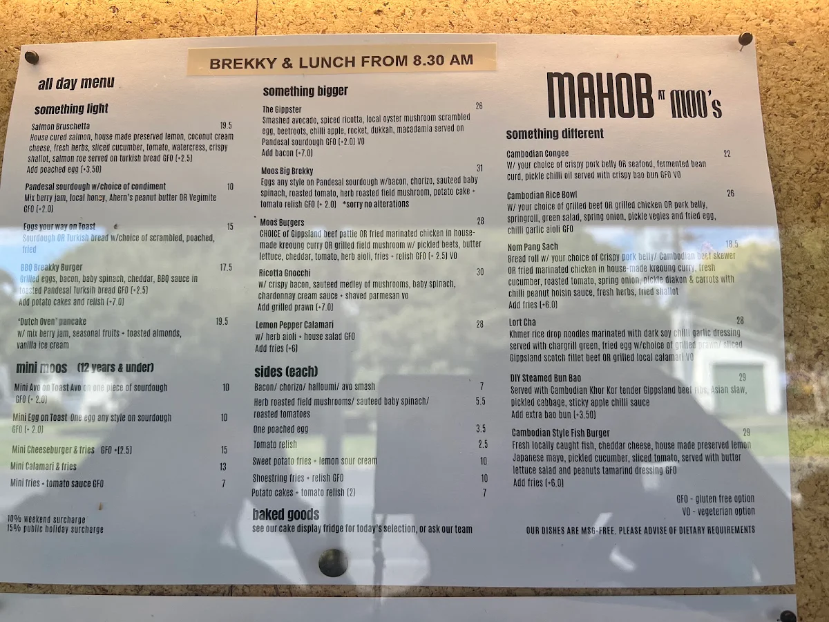 Menu, Mahob at Moo's
