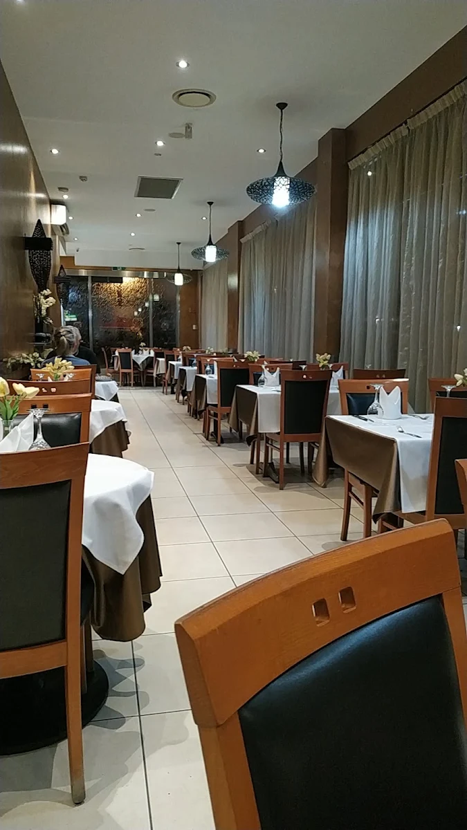 Vibe, Randhawa's Indian Cuisine- Hope Island
