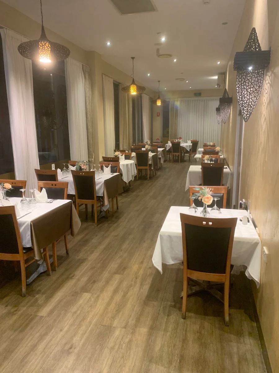 Vibe, Randhawa's Indian Cuisine- Hope Island