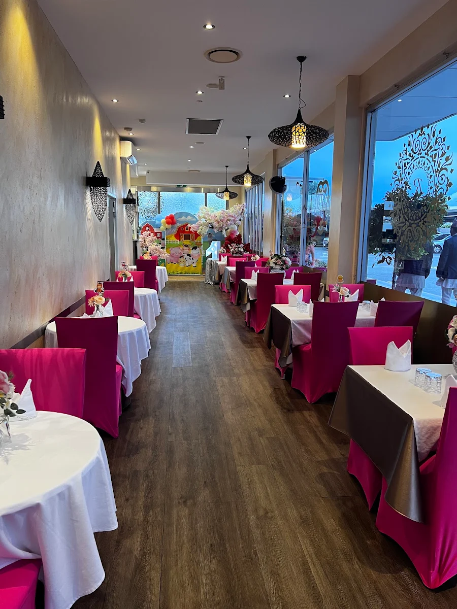 Vibe, Randhawa's Indian Cuisine- Hope Island